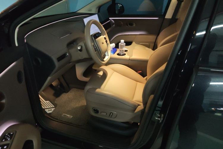 Used Li Auto i8 2025 Model Standard Version Driver Seat