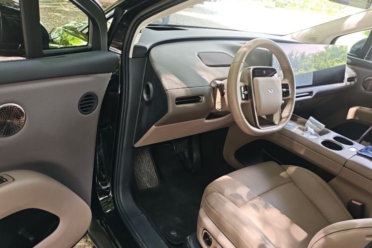 Used Li Auto i8 2025 Model Standard Version Driver Seat