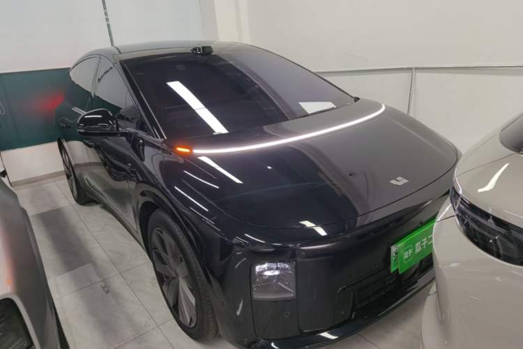 Used Li Auto i8 2025 Model Standard Version Exterior 1