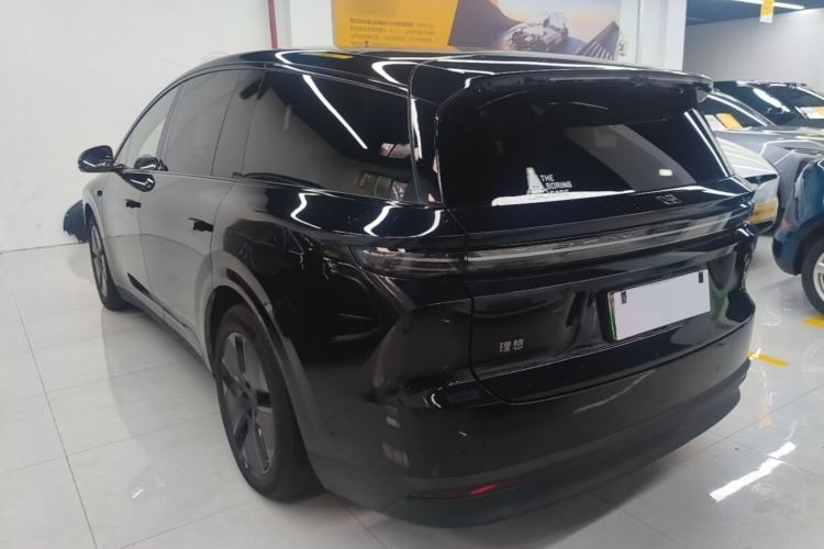 Used Li Auto i8 2025 Model Standard Version Exterior 2