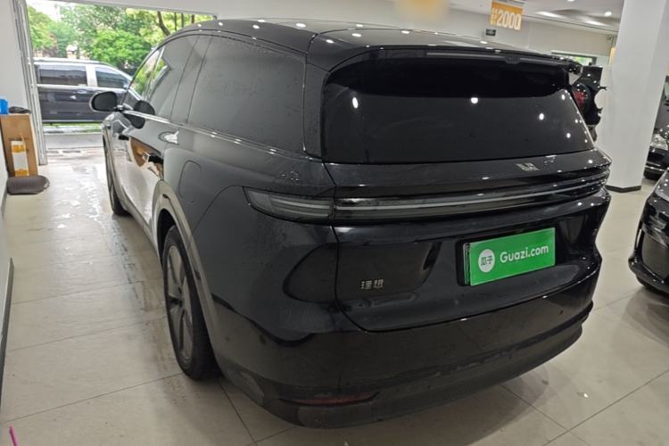 Used Li Auto i8 2025 Model Standard Version Exterior 2