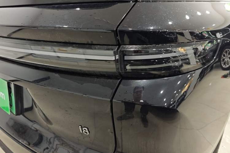 Used Li Auto i8 2025 Model Standard Version Exterior 3