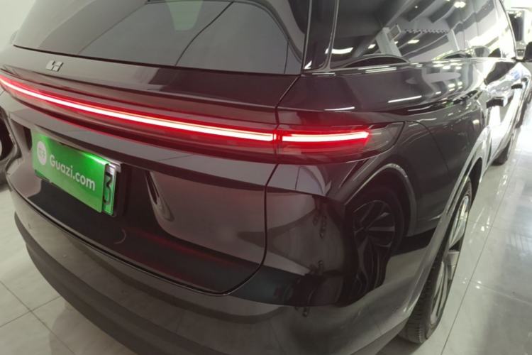 Used Li Auto i8 2025 Model Standard Version Exterior 3