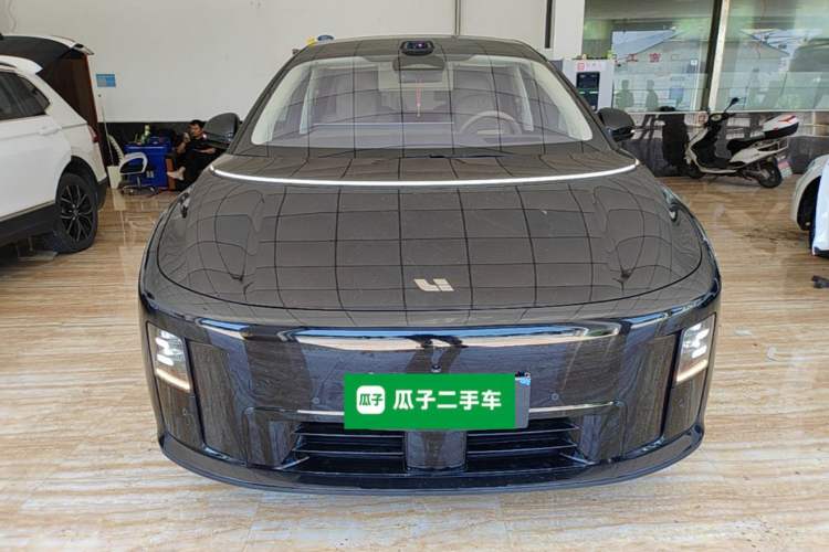 Used Li Auto i8 2025 Model Standard Version Front
