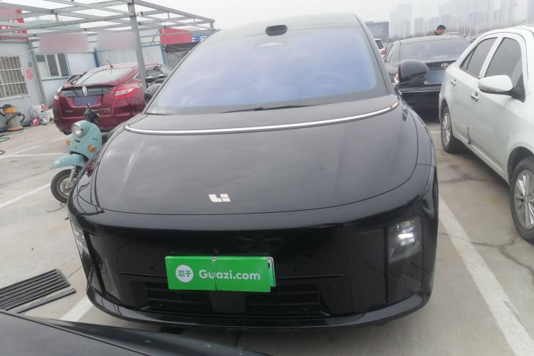 Used Li Auto i8 2025 Model Standard Version Front