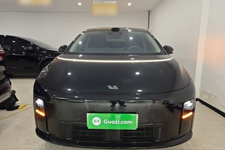 Used Li Auto i8 2025 Model Standard Version Front