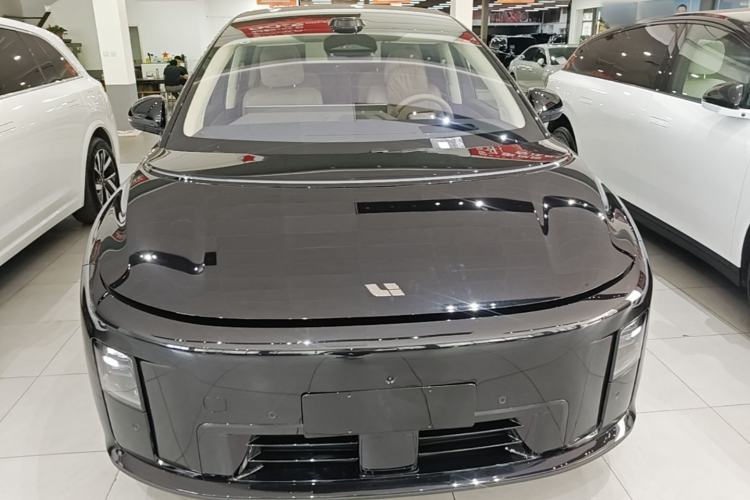 Used Li Auto i8 2025 Model Standard Version Front