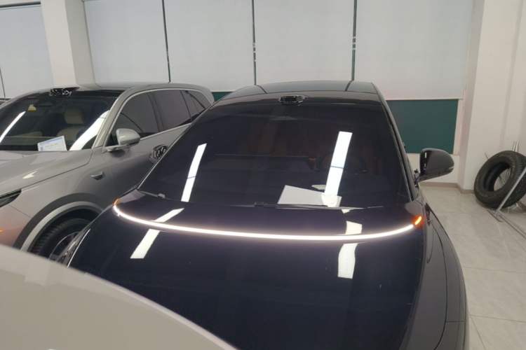 Used Li Auto i8 2025 Model Standard Version Front