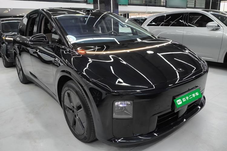 Used Li Auto i8 2025 Model Standard Version Front Right 45 Deg