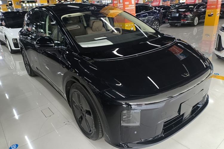 Used Li Auto i8 2025 Model Standard Version Front Right 45 Deg