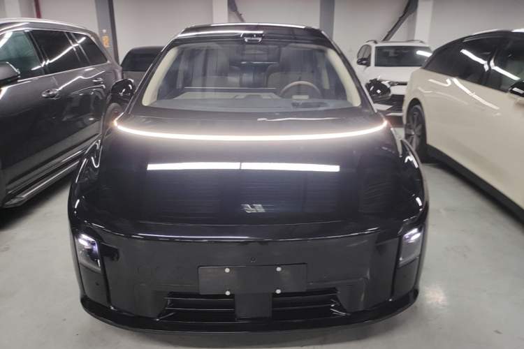 Used Li Auto i8 2025 Model Standard Version Front