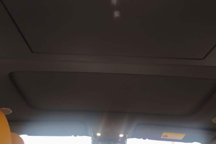 Used Li Auto i8 2025 Model Standard Version Headliner