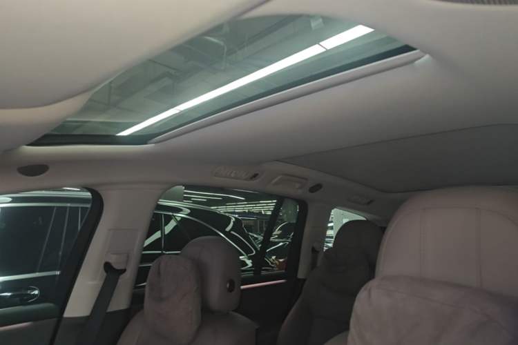 Used Li Auto i8 2025 Model Standard Version Headliner