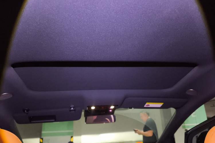 Used Li Auto i8 2025 Model Standard Version Headliner