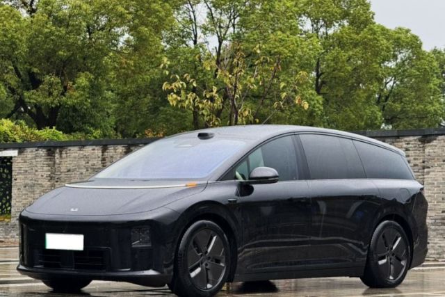 Used Li Auto i8 2025 Model Standard Version
