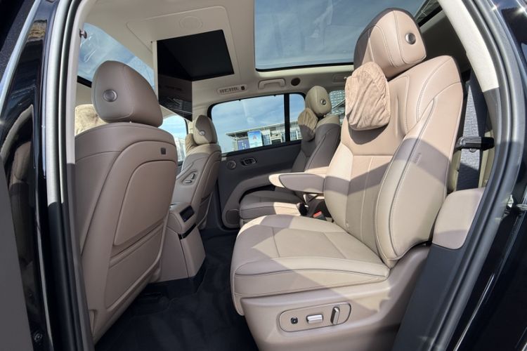 Used Li Auto i8 2025 Model Standard Version Interior 5