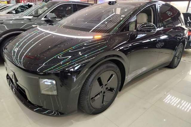 Used Li Auto i8 2025 Model Standard Version