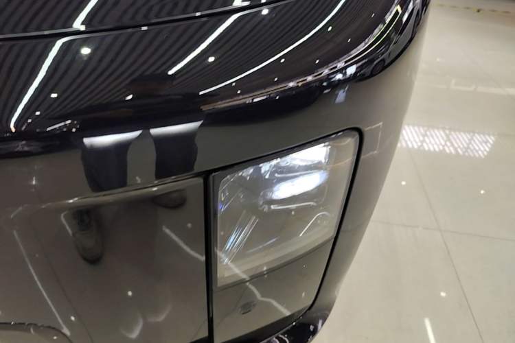 Used Li Auto i8 2025 Model Standard Version Left Front Headlight