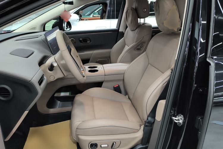 Used Li Auto i8 2025 Model Standard Version Left Front Seat