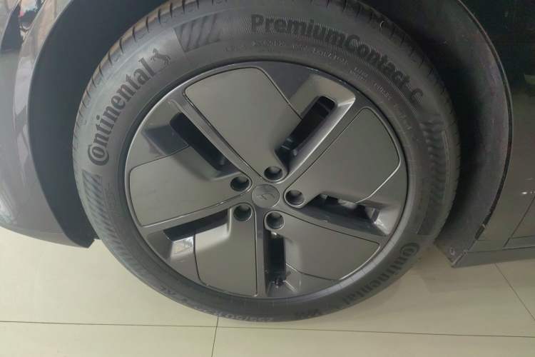 Used Li Auto i8 2025 Model Standard Version Left Front Wheel Hub