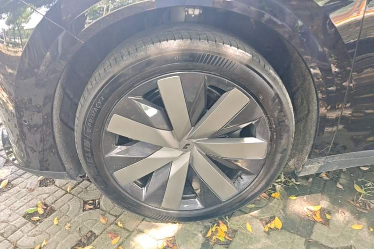 Used Li Auto i8 2025 Model Standard Version Left Front Wheel Hub