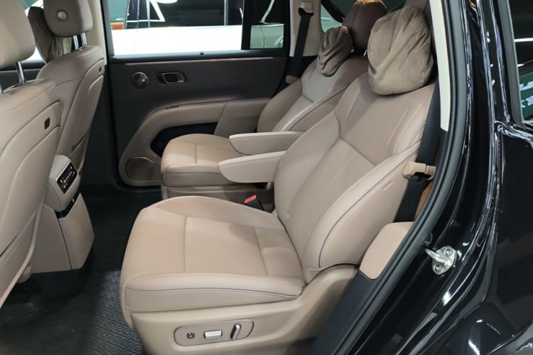 Used Li Auto i8 2025 Model Standard Version Left Rear Seat