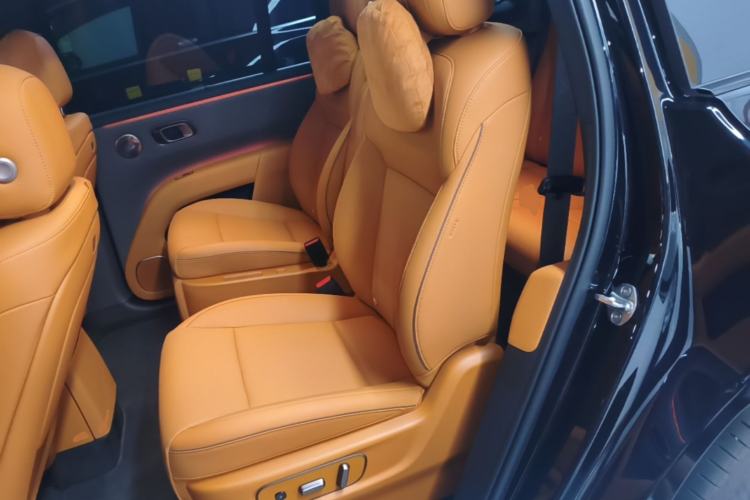Used Li Auto i8 2025 Model Standard Version Left Rear Seat