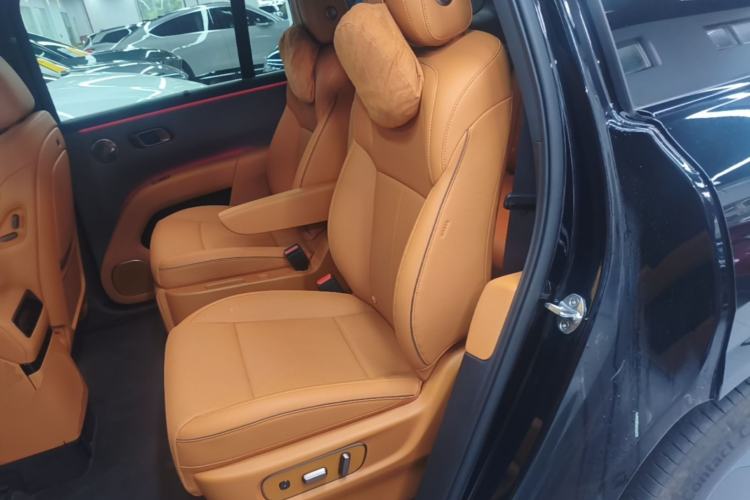 Used Li Auto i8 2025 Model Standard Version Left Rear Seat