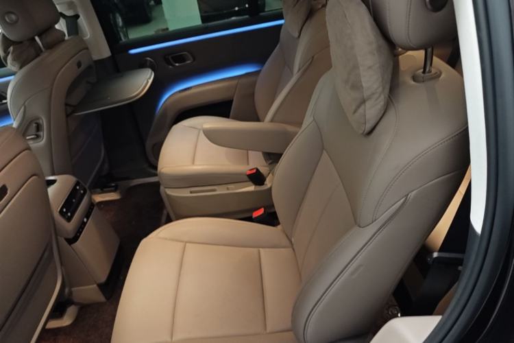 Used Li Auto i8 2025 Model Standard Version Left Rear Seat