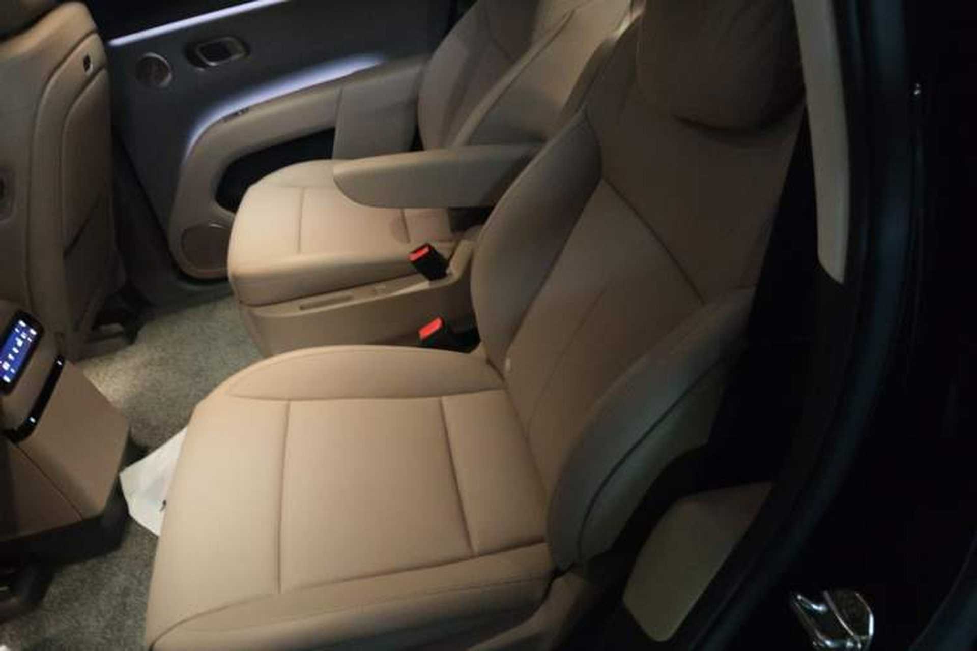 Used Li Auto i8 2025 Model Standard Version Left Rear Seat