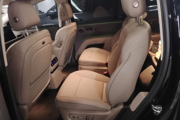 Used Li Auto i8 2025 Model Standard Version Left Rear Seat
