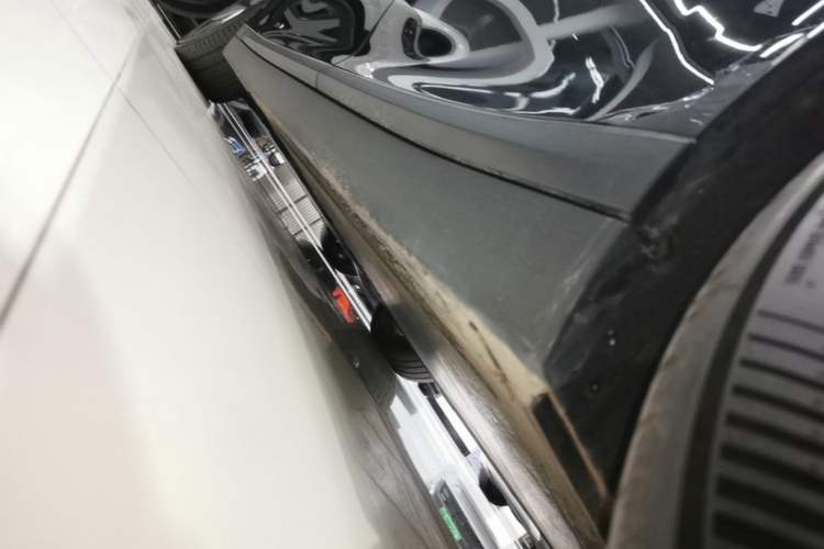 Used Li Auto i8 2025 Model Standard Version Left Side Sill