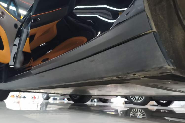 Used Li Auto i8 2025 Model Standard Version Left Side Sill