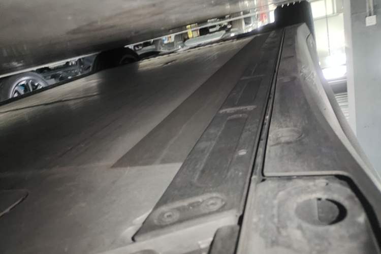 Used Li Auto i8 2025 Model Standard Version Left Side Sill