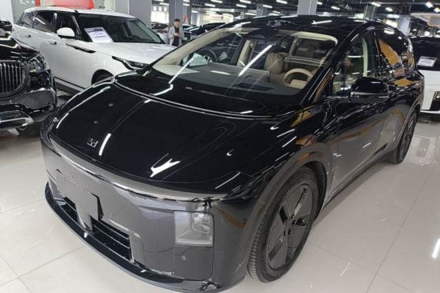 Used Li Auto i8 2025 Model Standard Version
