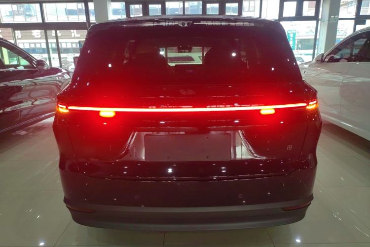 Used Li Auto i8 2025 Model Standard Version Rear