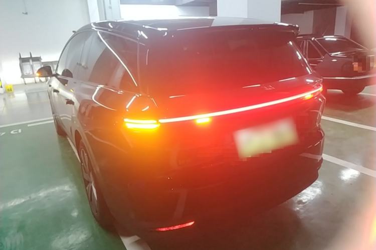 Used Li Auto i8 2025 Model Standard Version Rear Left 45 Deg