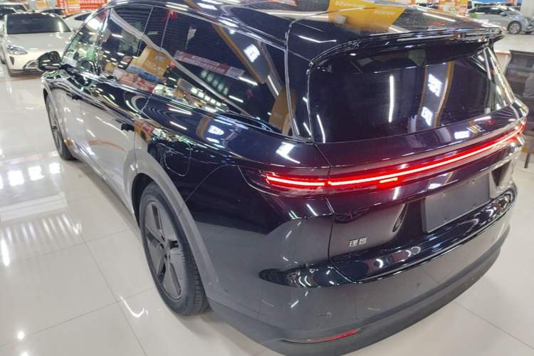 Used Li Auto i8 2025 Model Standard Version Rear Left 45 Deg