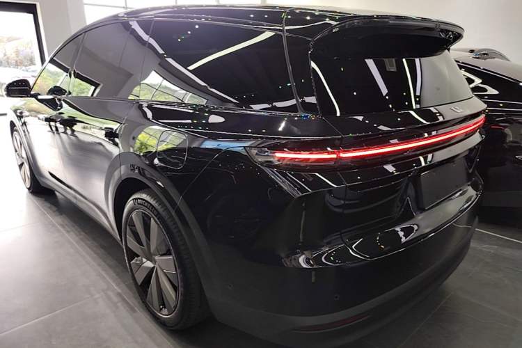 Used Li Auto i8 2025 Model Standard Version Rear Left 45 Deg