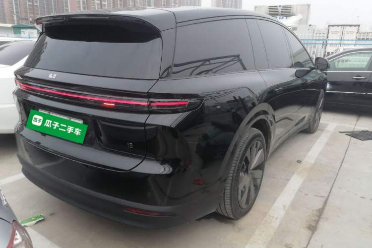 Used Li Auto i8 2025 Model Standard Version Rear Right 45 Deg