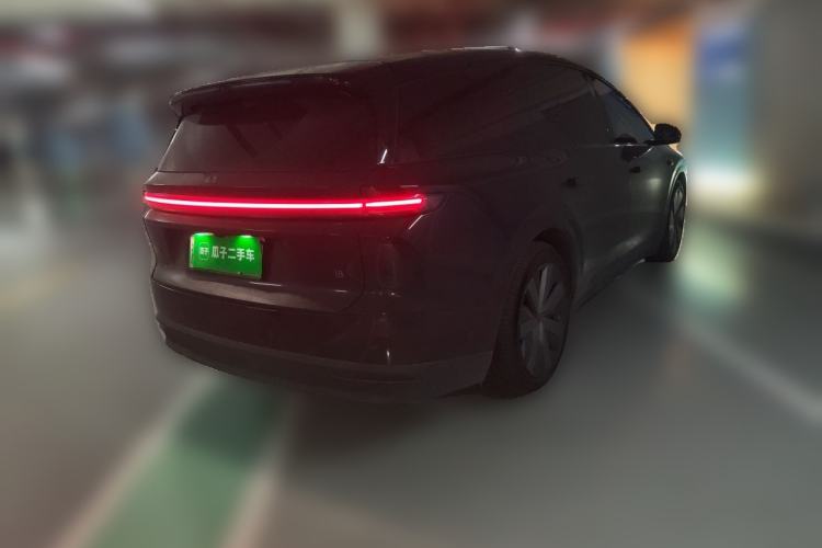 Used Li Auto i8 2025 Model Standard Version Rear Right 45 Deg