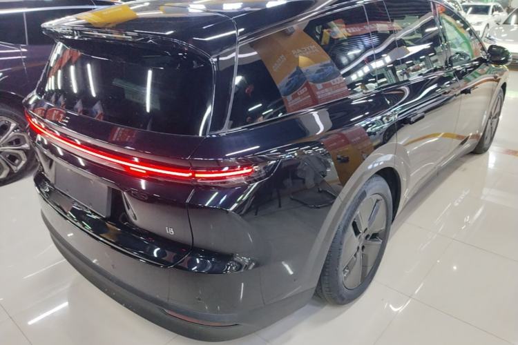 Used Li Auto i8 2025 Model Standard Version Rear Right 45 Deg
