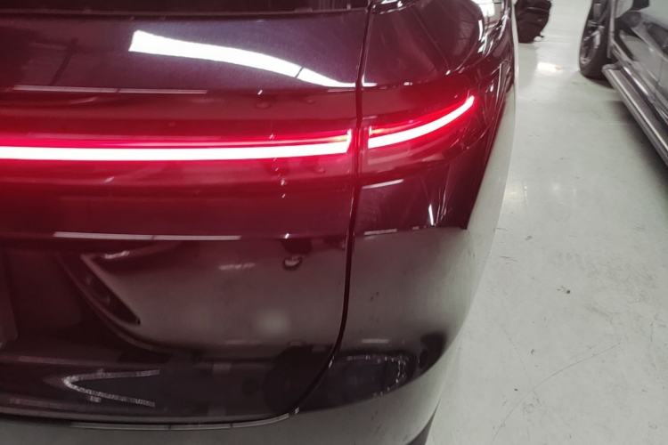 Used Li Auto i8 2025 Model Standard Version Right Rear Taillight
