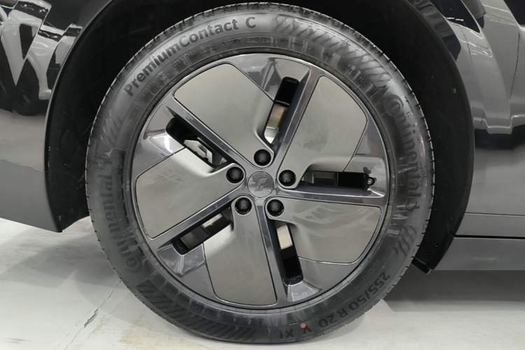 Used Li Auto i8 2025 Model Standard Version Right Rear Wheel Hub