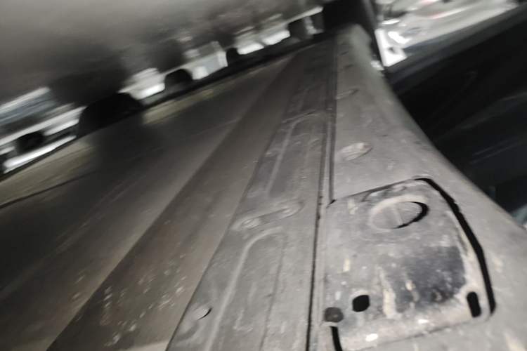Used Li Auto i8 2025 Model Standard Version Right Side Sill