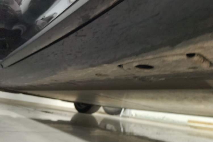 Used Li Auto i8 2025 Model Standard Version Right Side Sill