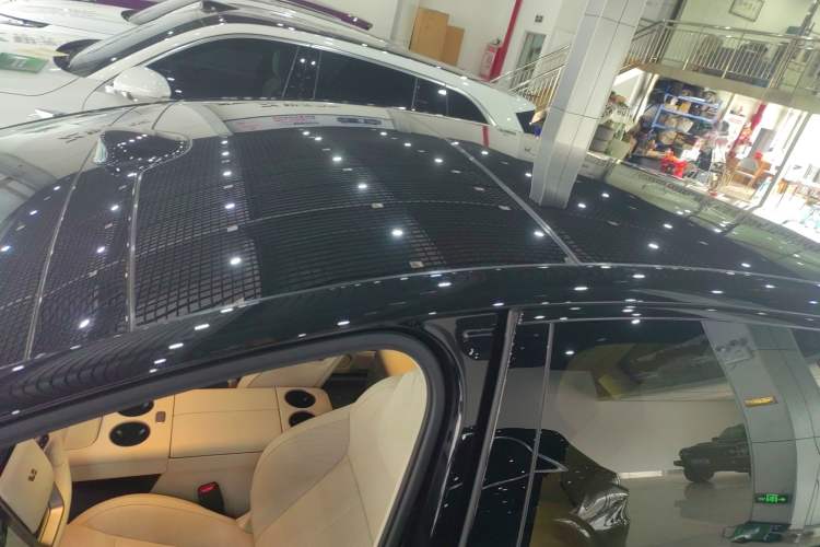 Used Li Auto i8 2025 Model Standard Version Roof