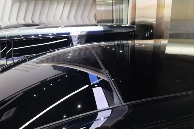 Used Li Auto i8 2025 Model Standard Version Roof