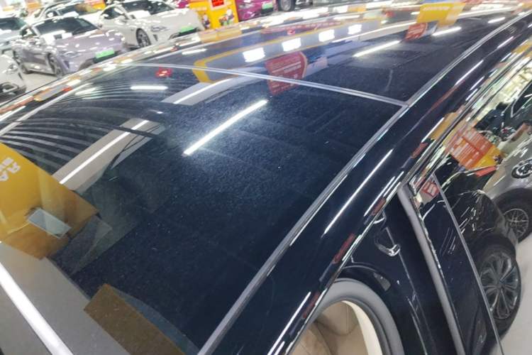 Used Li Auto i8 2025 Model Standard Version Roof