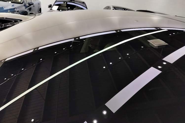 Used Li Auto i8 2025 Model Standard Version Roof